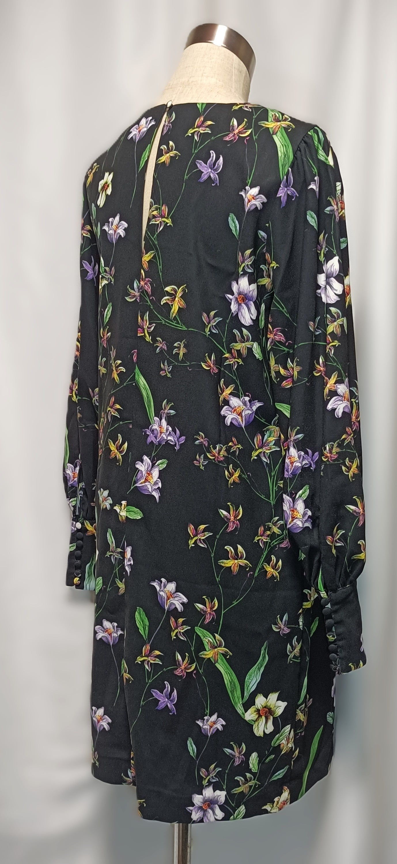 Women's Black Floral Print Long Sleeve Shift Dress