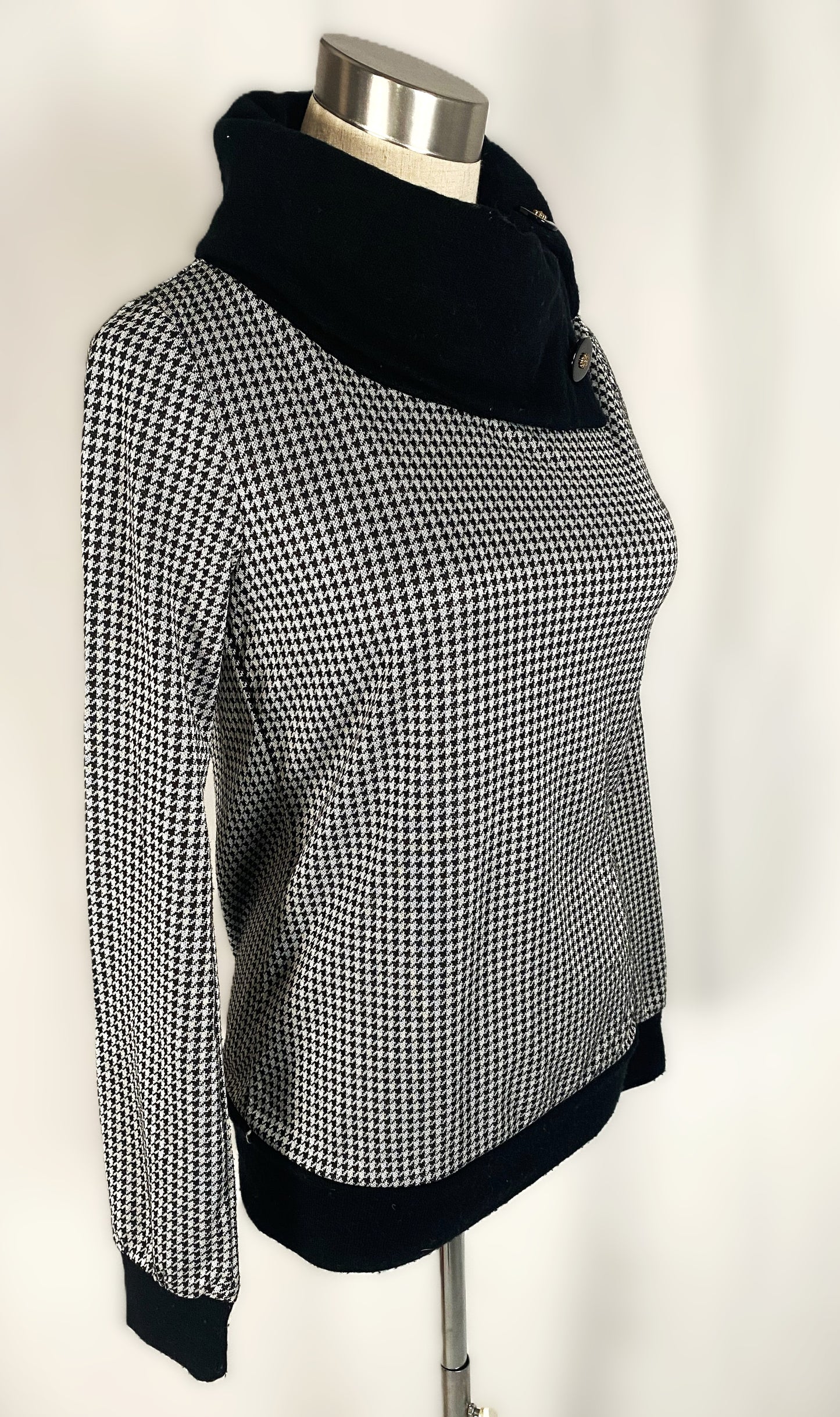 ヴィンテージ セシルマクビー ブラック＆ホワイト 千鳥格子ボタンカラー ニットトップス