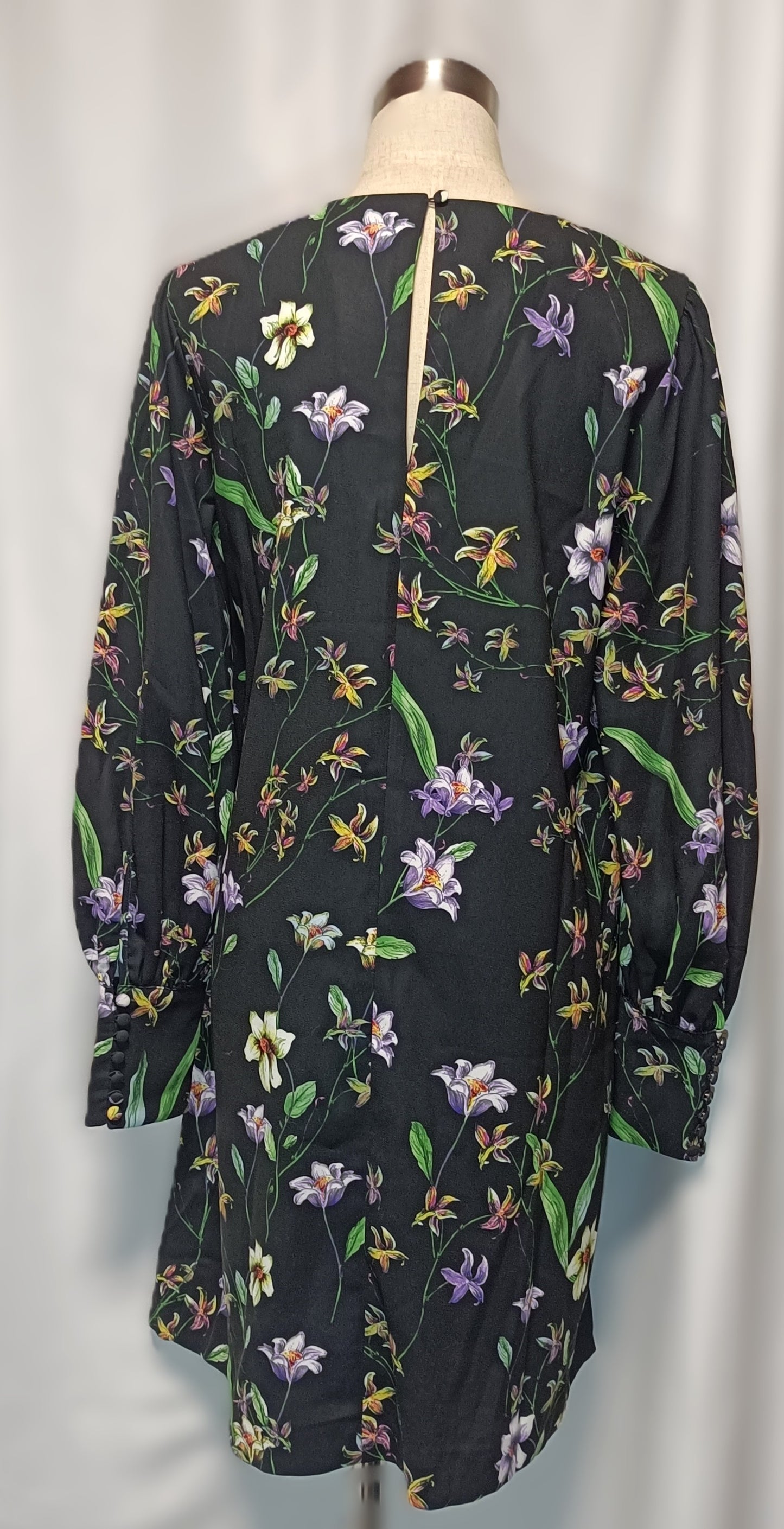 Women's Black Floral Print Long Sleeve Shift Dress